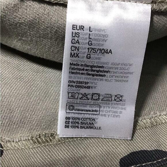 H&M Divided Green Camouflage Jacket Utility Field Shirt Barn Jacket New Size L - Picture 8 of 13